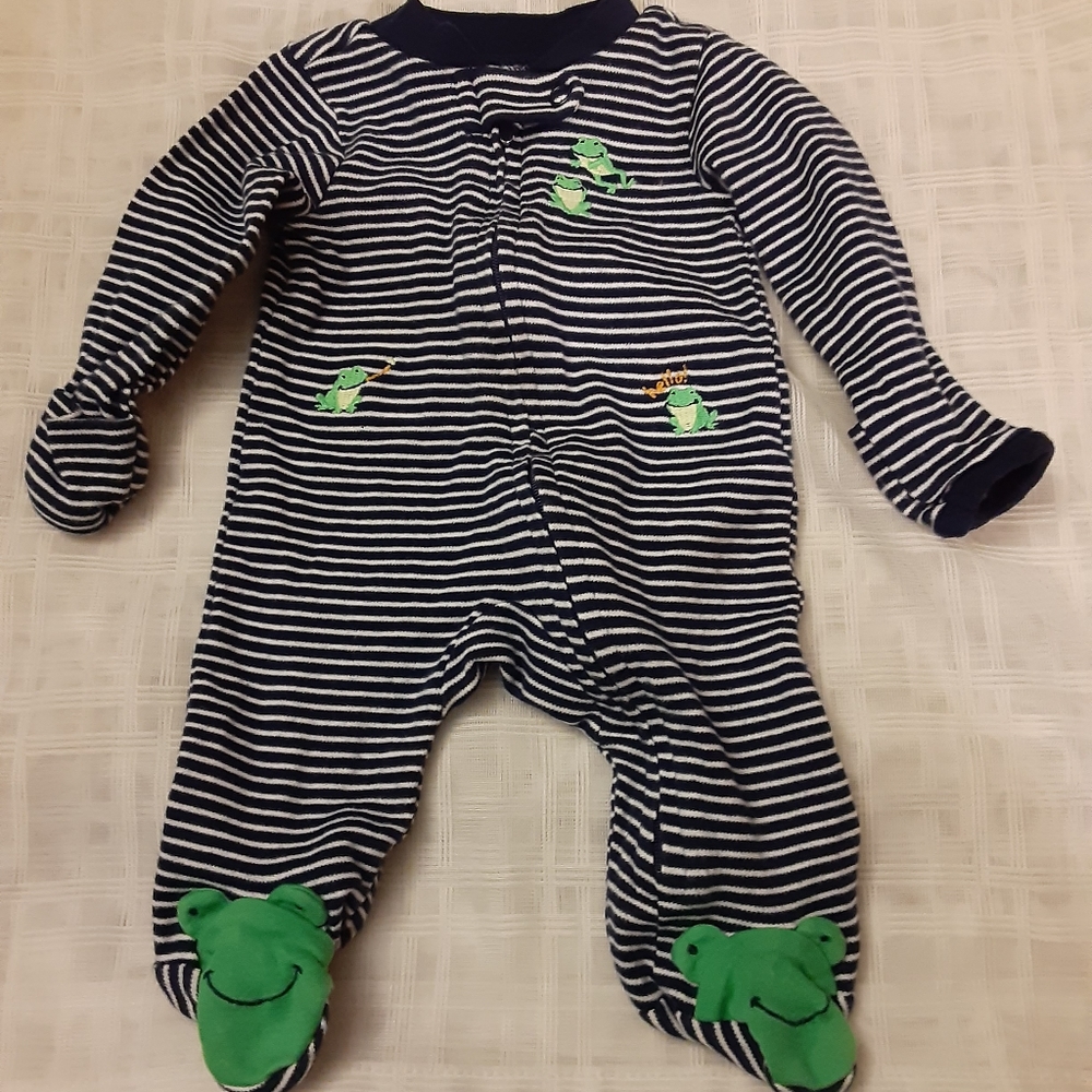 Just One You NB Sleeper by Carter's Blue & White Pattetn W/Little Frogs